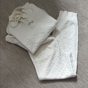 Madewell Cream Quilted Jogger Set